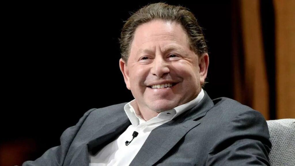 Bobby Kotick di Activision Blizzard in primo piano mentre sorride