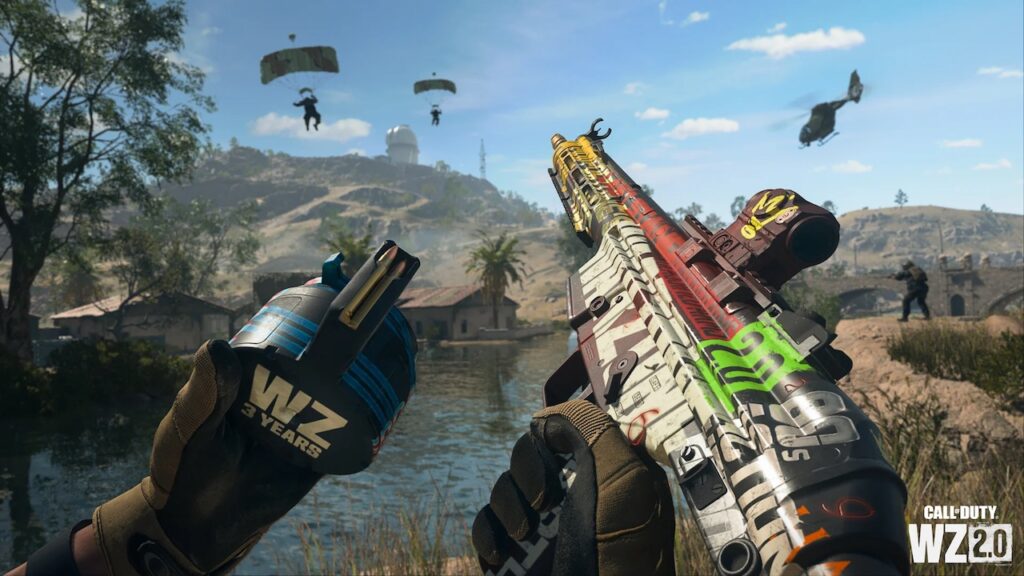 Un'arma di Call of Duty: Warzone 2.0 in primo piano