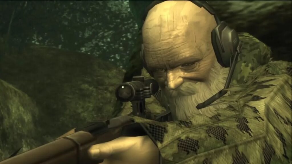The End di Metal Gear Solid 3 in primo piano mentre impugna il suo fucile da cecchino