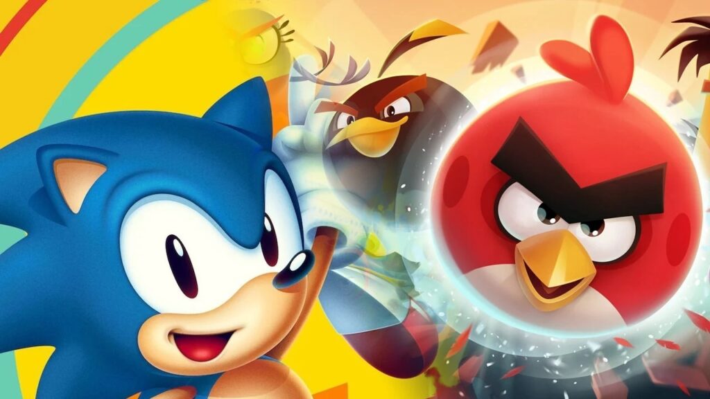 Sonic di SEGA e l'uccello rosso di Angry Birds di Rovio