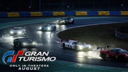 Alcune vetture del film di Gran Turismo in pista