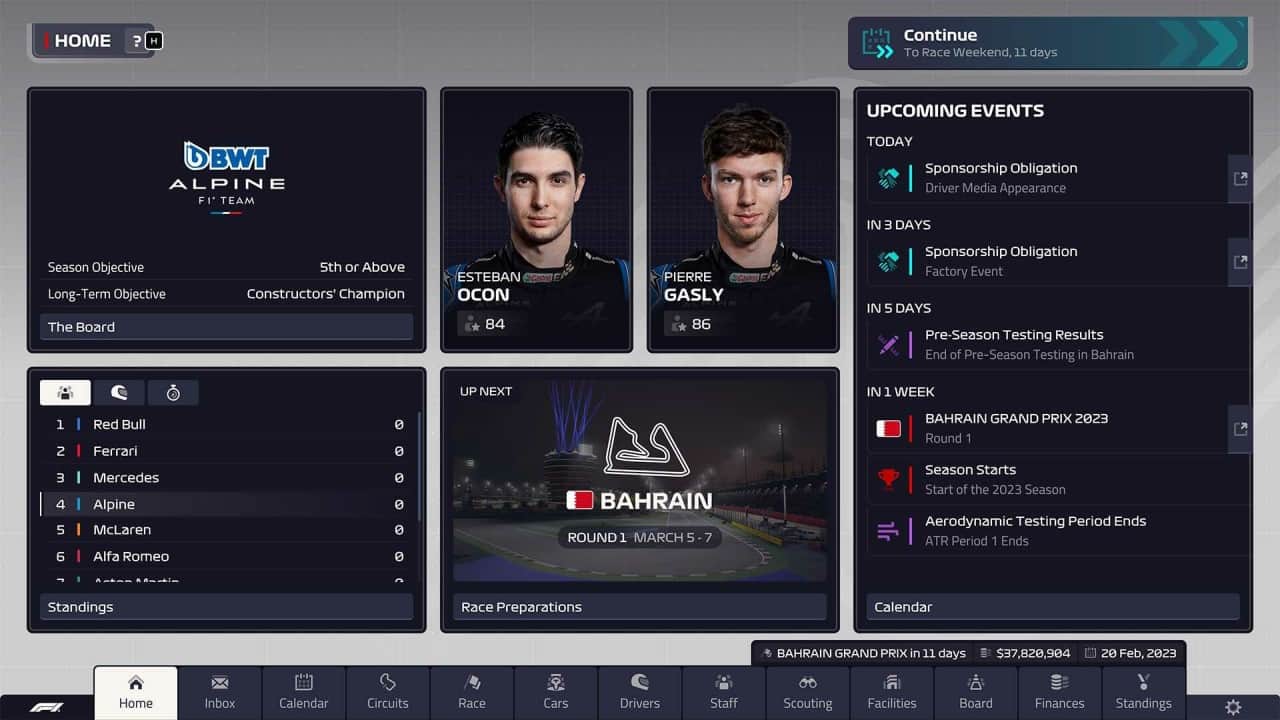 Interfaccia utente di F1 Manager 2023, menu homepage con piloti Alpine