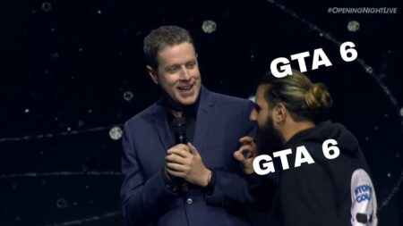Opening Night Live 2023, il disturbatore di GTA 6 non è nuovo ad irruzioni di questo tipo Un ragazzo con sopra il nome di GTA 6 e con al fianco Geaoff Keighley