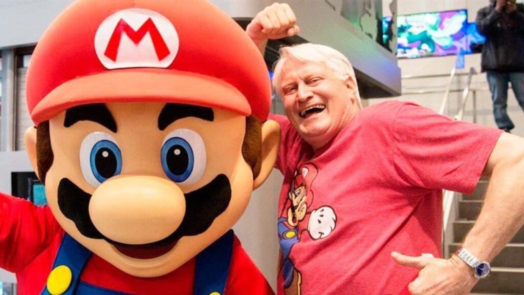 Super Mario con al fianco Charles Martinet