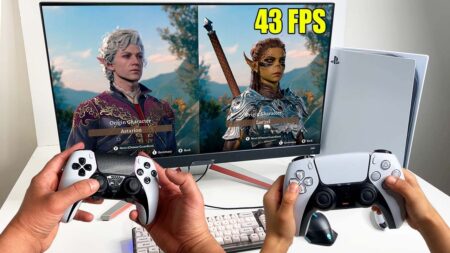 Baldur’s Gate 3 su PS5, video di analisi rileva forti incertezze al framerate Una TV con due personaggi di Baldur's Gate 3 e due controller di PS5