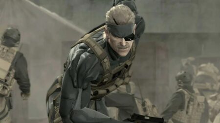 Metal Gear Solid: Master Collection Vol. 2 è in arrivo, suggerisce David Hayter Old Snake di Metal Gear Solid 4 in primo piano mentre sta cadendo in ginocchio