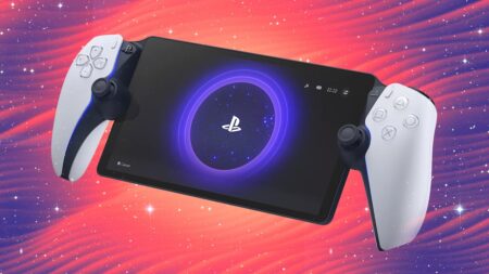 Una PlayStation Portal su uno sfondo colorato