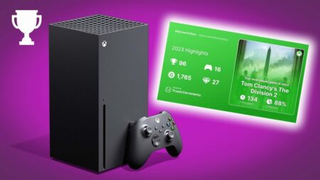 Una Xbox Series X in primo piano con uno sfondo viola
