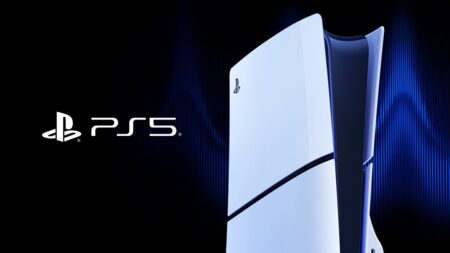 Una PS5 Slim in verticale