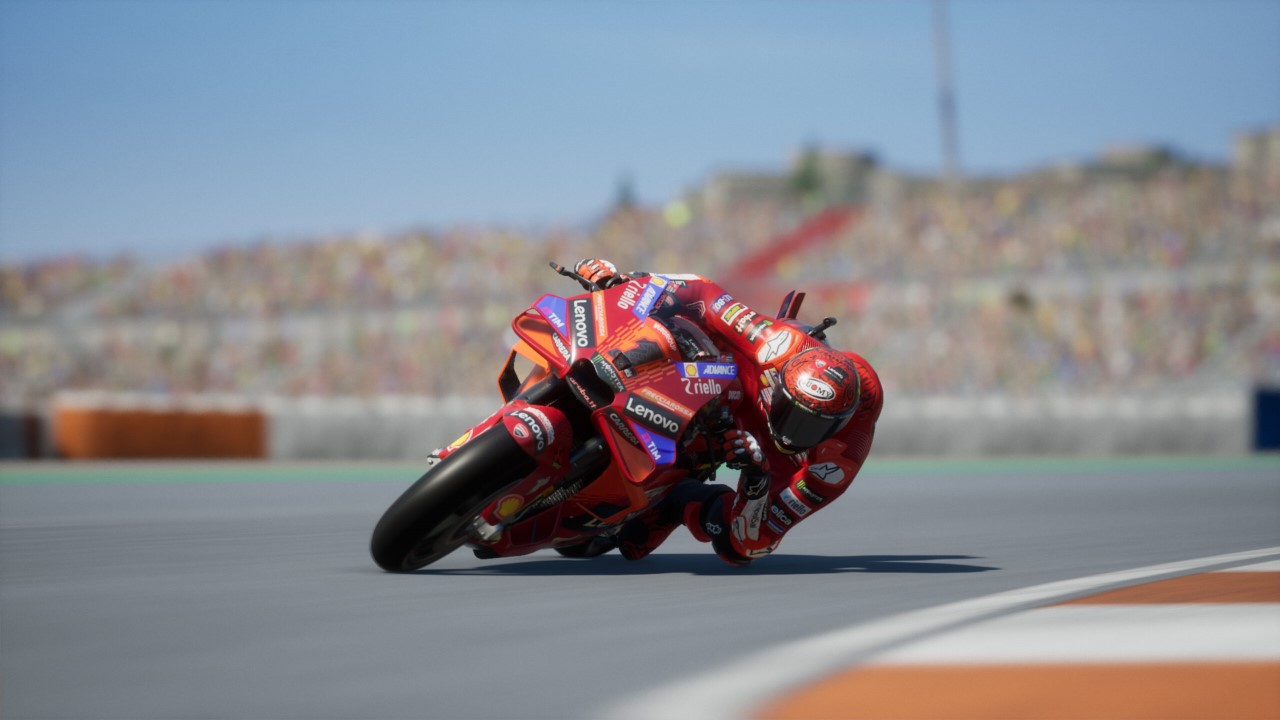 MotoGP 24 fotografia di Ducati in piega in una curva