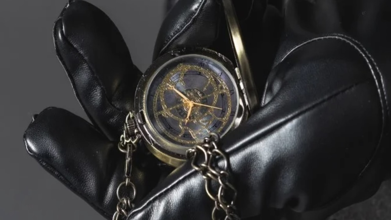 Bloodborne, Super Groupies ha annunciato il nuovo merchandise: ecco orologio, guanti e stivali