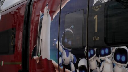 Astro Bot sui treni Italo