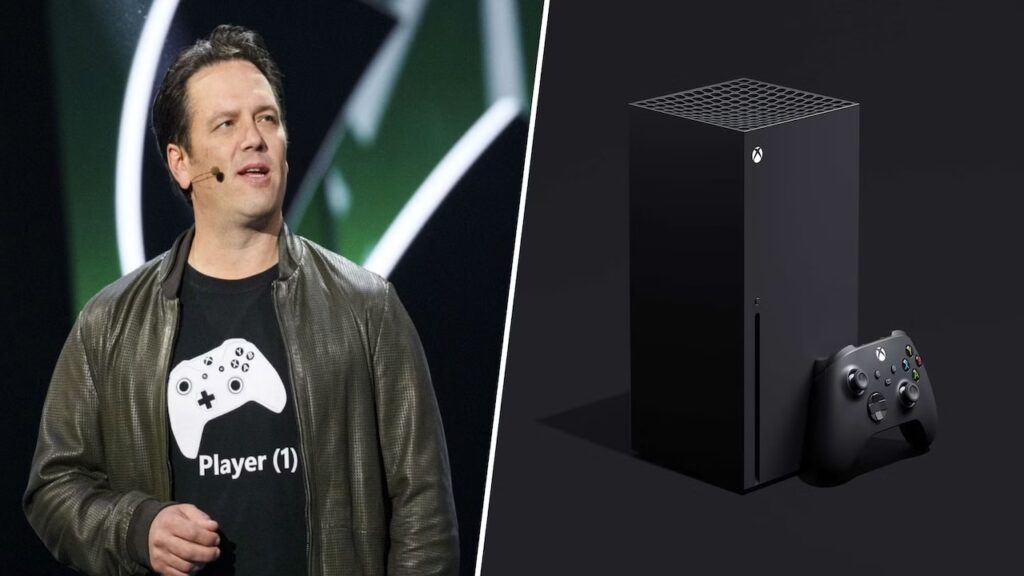 Phil Spencer con al fianco una Xbox Series X