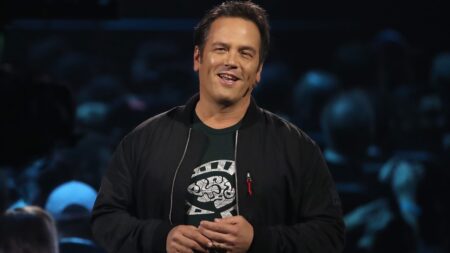 Phil Spencer sorridente