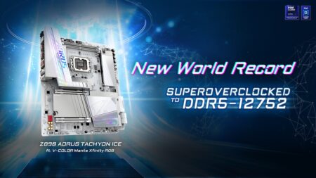 Una scheda Gigabyte Z890 Aorus Tachyon Ice