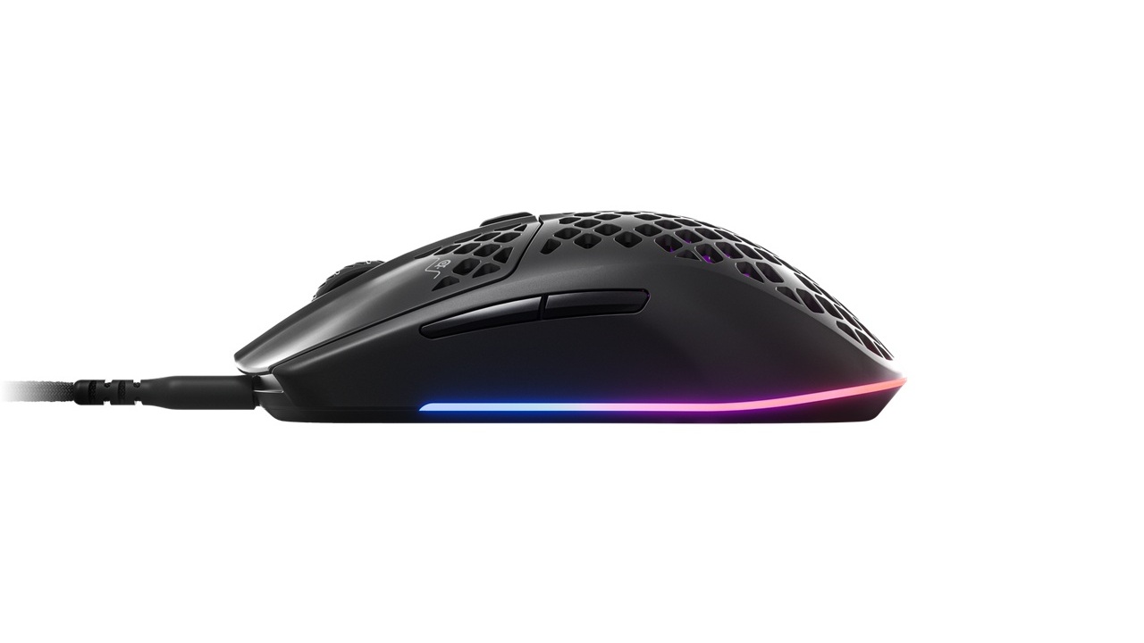 Visuale laterale del mouse Steelseries Aerox 3