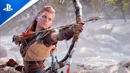 Aloy di Horizon Forbidden West mentre impugna un arco