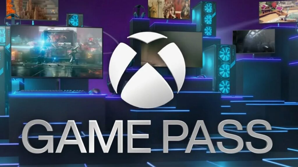 Il logo di Xbox Game Pass con dietro dei PC e delle console