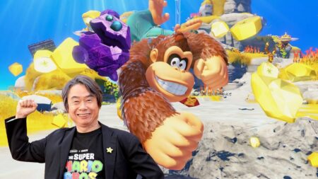 Shigeru Miyamato con al fianco Donkey Kong di Donkey Kong Bananza