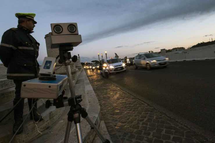 Autovelox ecco come scovarli con TomTom Amigo