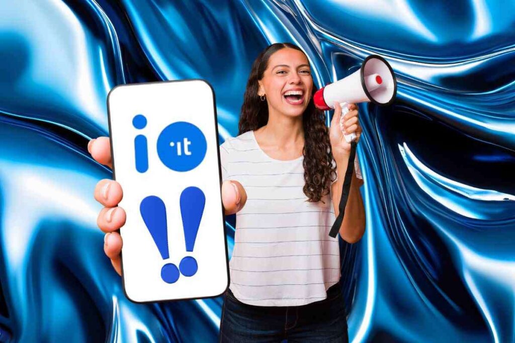 Ragazza con megafono