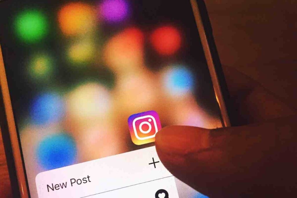 Instagram, la novità attesa 15 anni: finalmente gli utenti dell’app possono esultare Logo Instagram