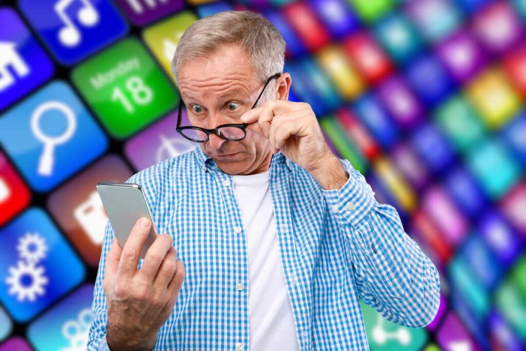 Persona preoccupata con lo smartphone in mano