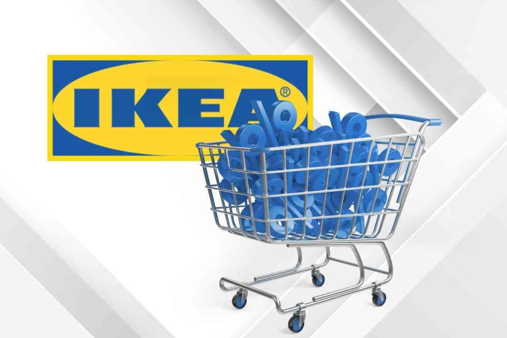 Offerte strepitose da IKEA con dolce di ben venuto, c’è già la fila, fai presto IKEA carrello con percentuali