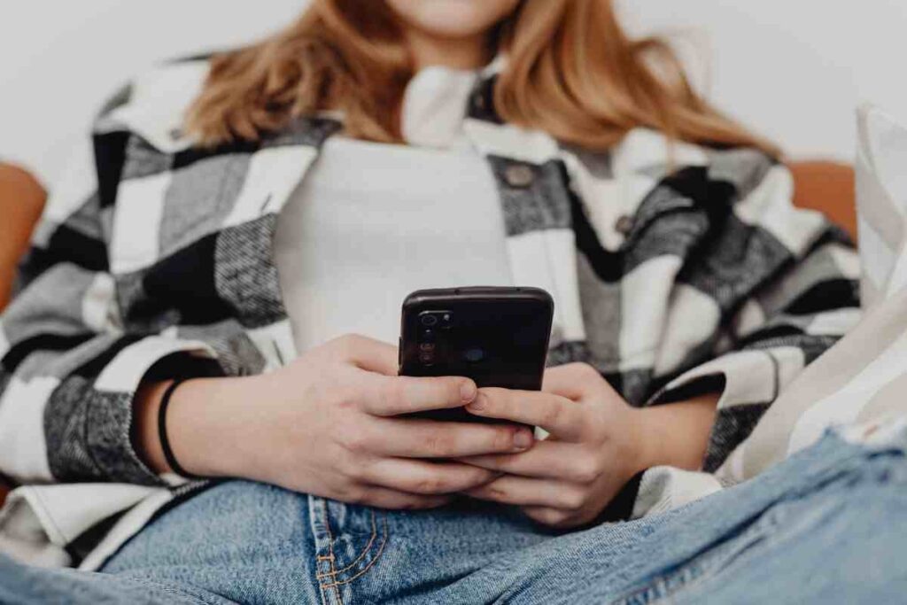 Persona al cellulare