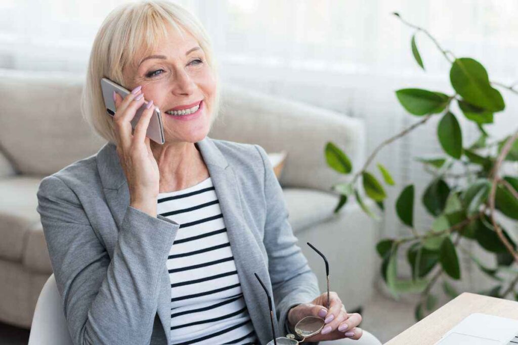 I cellulari top per gli anziani
