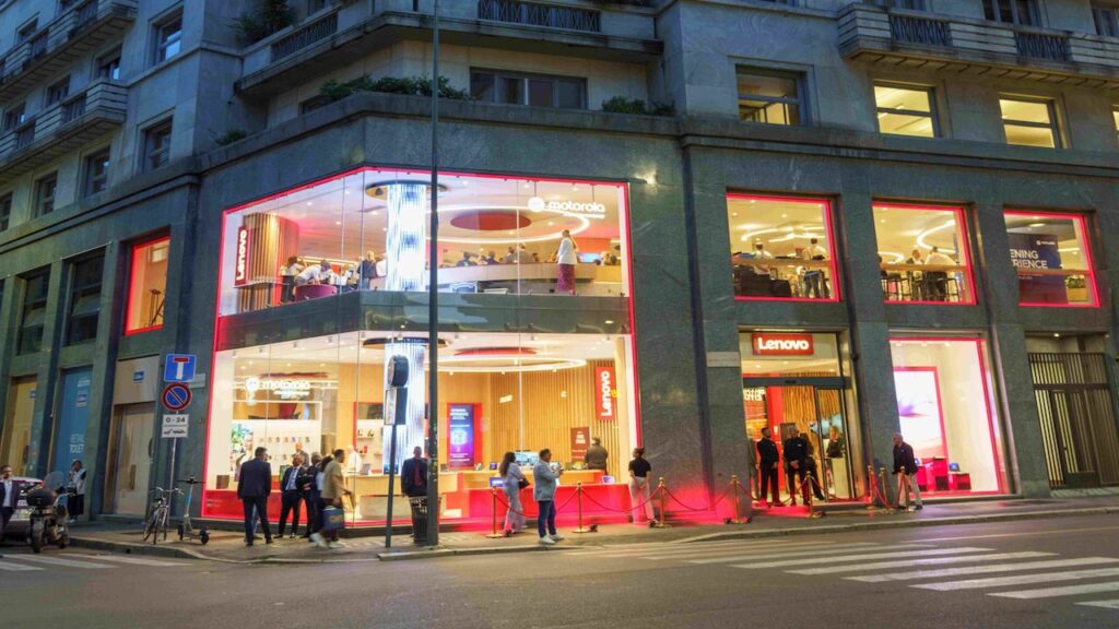 Lenovo Space di Milano