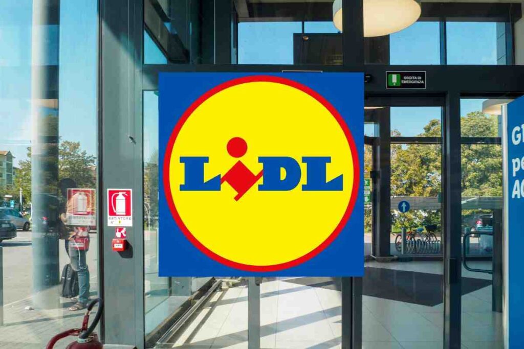 Da Lidl lo strumento perfetto per ripulire PC e PlayStation: è in super offerta a soli 20 euro