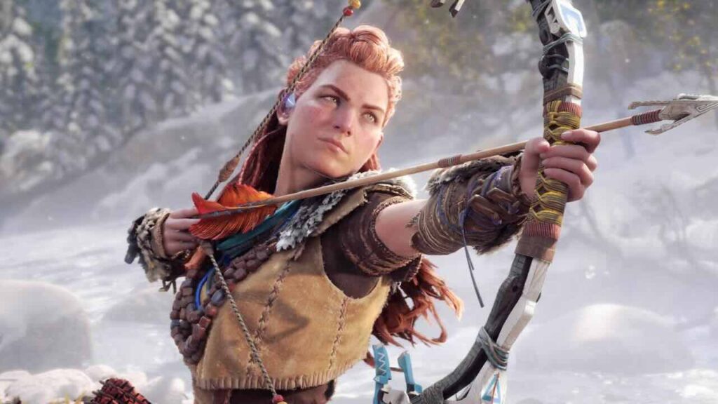 Aloy di Horizon Forbidden West mentre impugna un arco