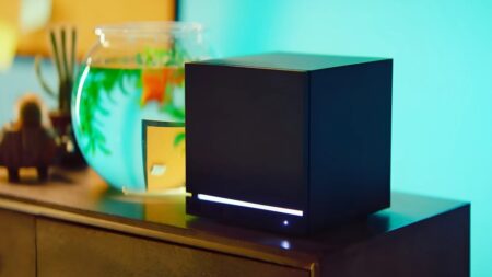 La nuova Steam Machine su una scrivania