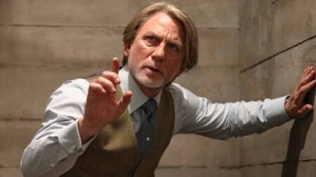 Il protagonista di Wake Up Dead man Knives Out