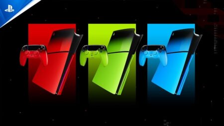 Tre PS5 e DualSense in versione Hyperpop