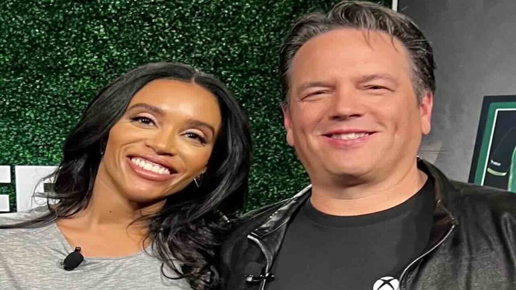 Sarah Bond e Phil Spencer di Xbox